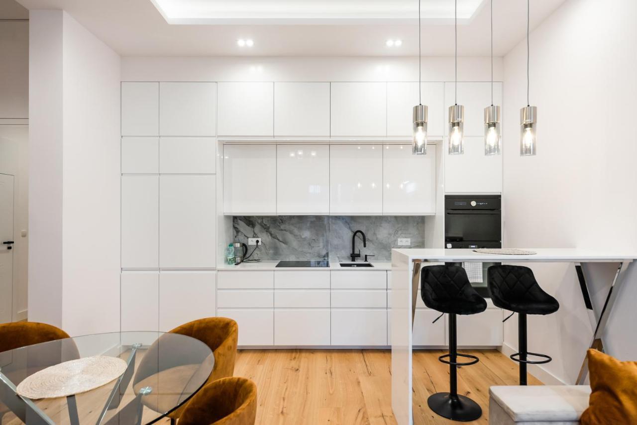 Zlota Sophisticated Apartment Warsaw Luaran gambar