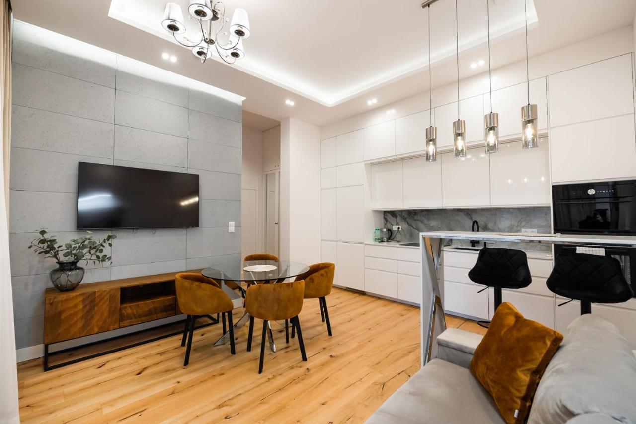 Zlota Sophisticated Apartment Warsaw Luaran gambar